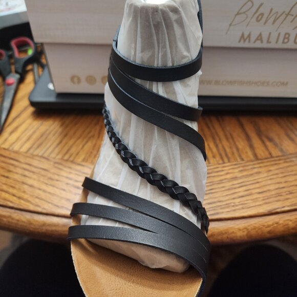 Blowfish Wedges Size 7.5 - Picture 2 of 5